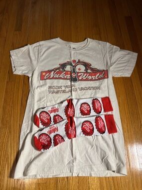 Fallout 76 Nuka Cola World Men’s Small Shirt and Socks Set